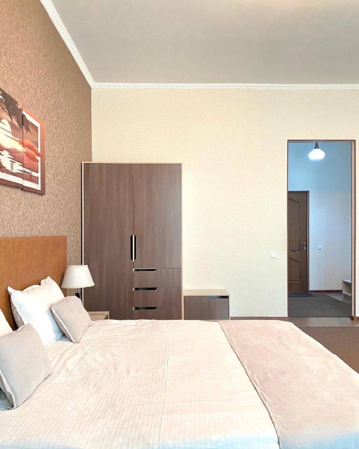 Caravan Hotel Karakol Dış mekan fotoğraf