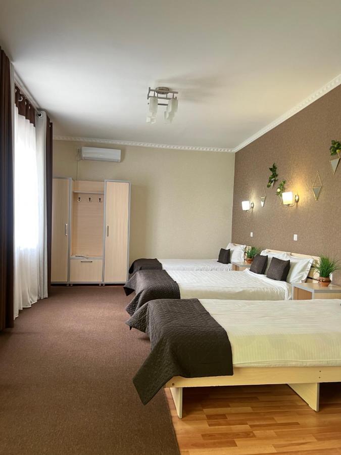 Caravan Hotel Karakol Dış mekan fotoğraf