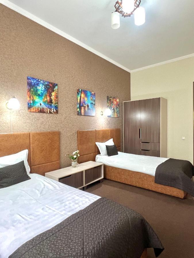 Caravan Hotel Karakol Dış mekan fotoğraf