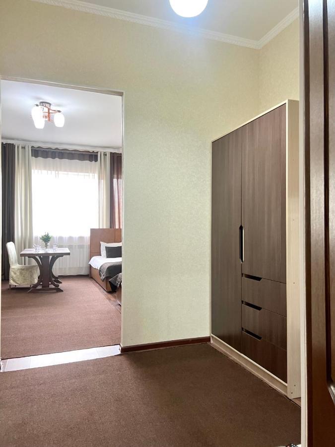 Caravan Hotel Karakol Dış mekan fotoğraf