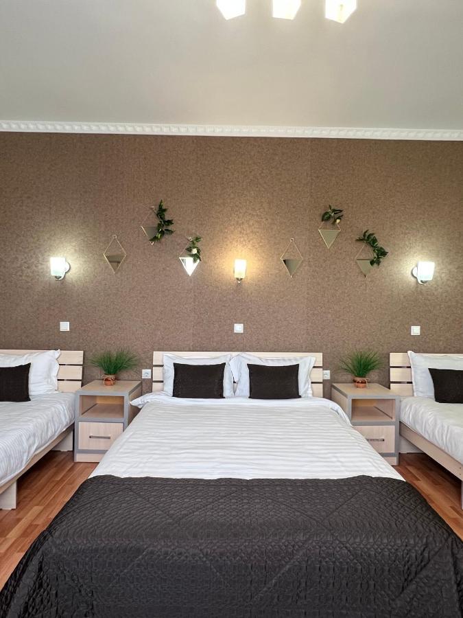 Caravan Hotel Karakol Dış mekan fotoğraf
