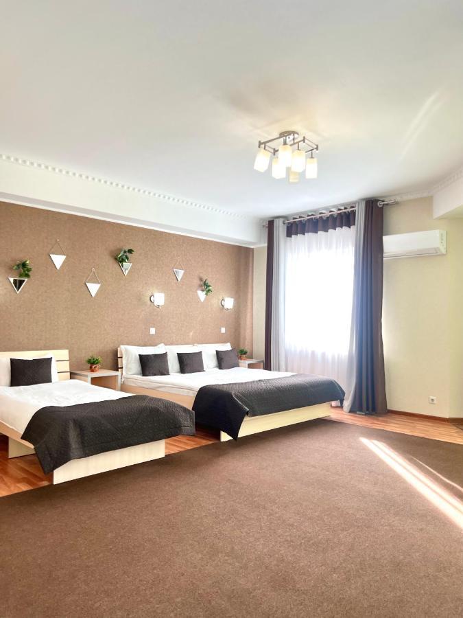 Caravan Hotel Karakol Dış mekan fotoğraf