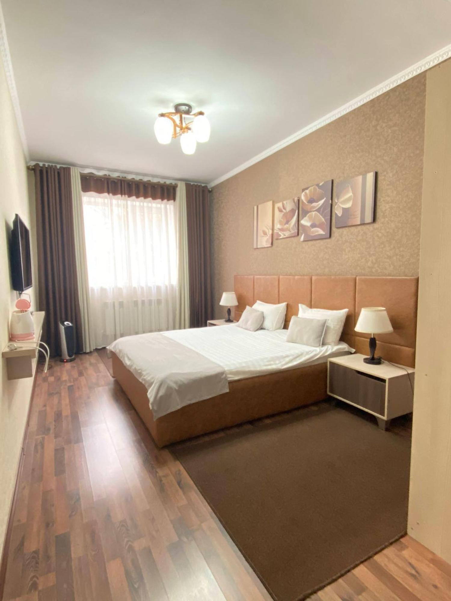 Caravan Hotel Karakol Dış mekan fotoğraf