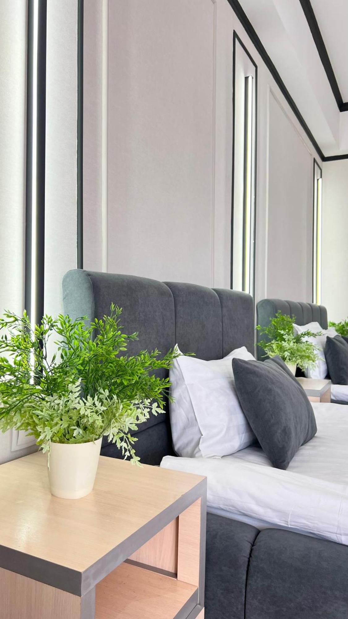 Caravan Hotel Karakol Dış mekan fotoğraf
